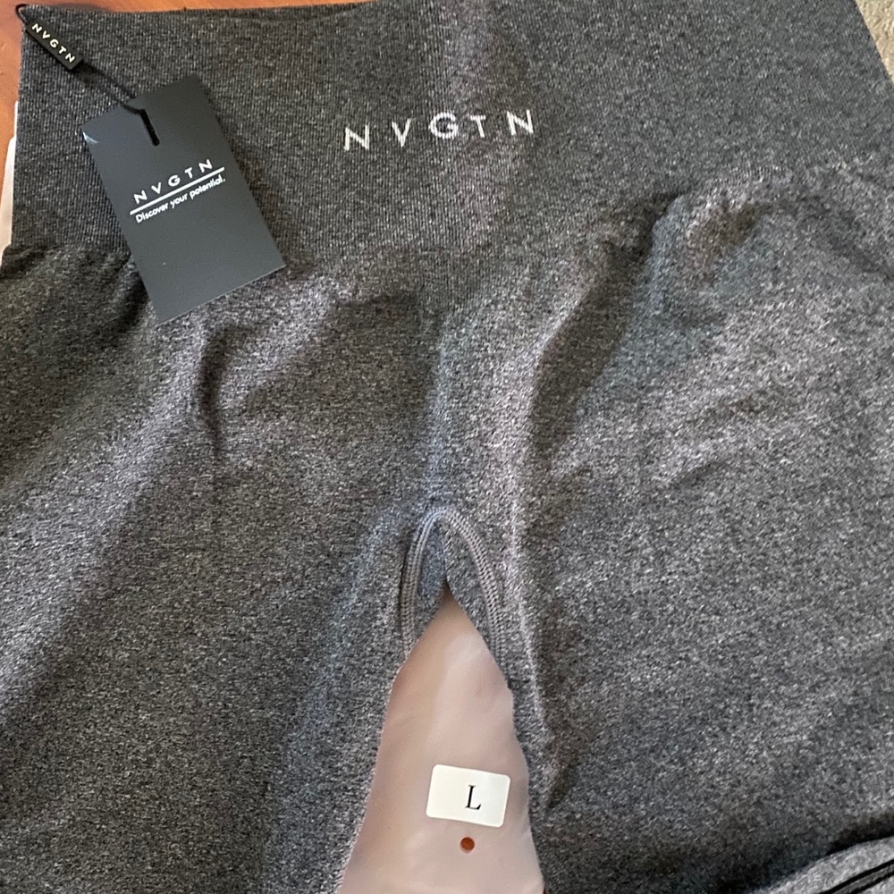 NVGTN PRO Shorts - Black Speckled